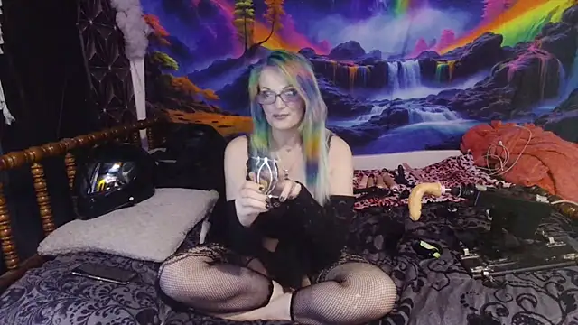 lenalovelace25 online show from 13, 3, 2026