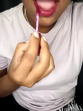 Chinnima143 online show from 19, 4, 2026