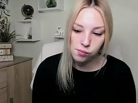 VelvetAngela online show from 9, 3, 2026