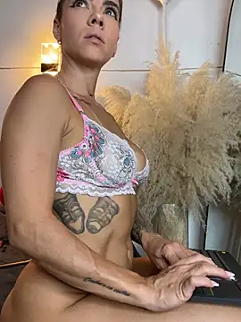 gaby cartter online show from 16, 7, 2026