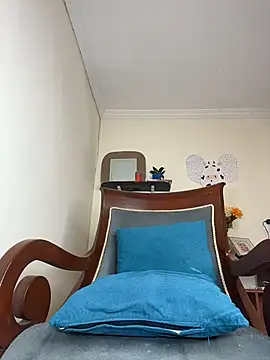 LilaRvsh online show from 18, 4, 2026