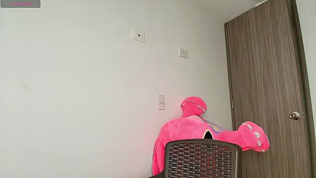 alys love online show from 4, 3, 2026