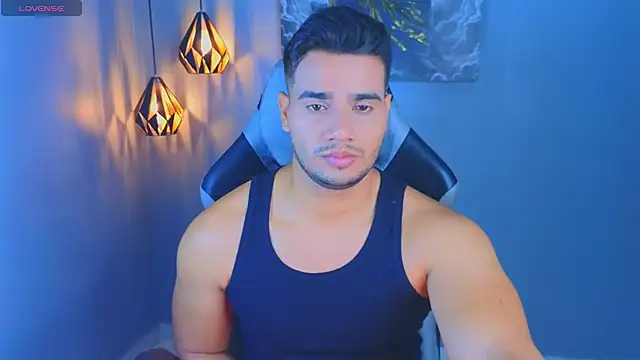 AndresRodriguez1 online show from 11, 4, 2026