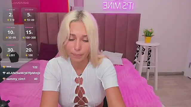 Snapshot of MIla_Stunning chatting on 11, 6, 2026 MIla Stunning online show from 11, 6, 2026