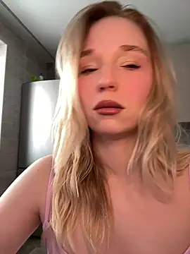 RollDollsi online show from 25, 4, 2026