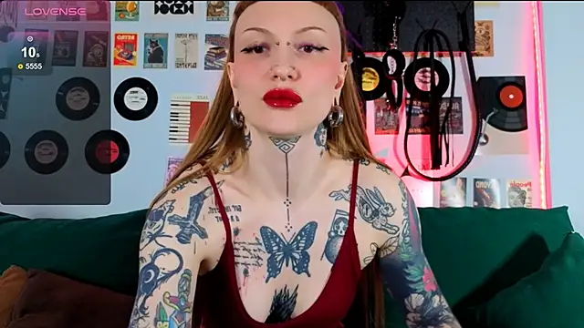 Snapshot of SugarSoot chatting on 3, 6, 2026 SugarSoot online show from 3, 6, 2026