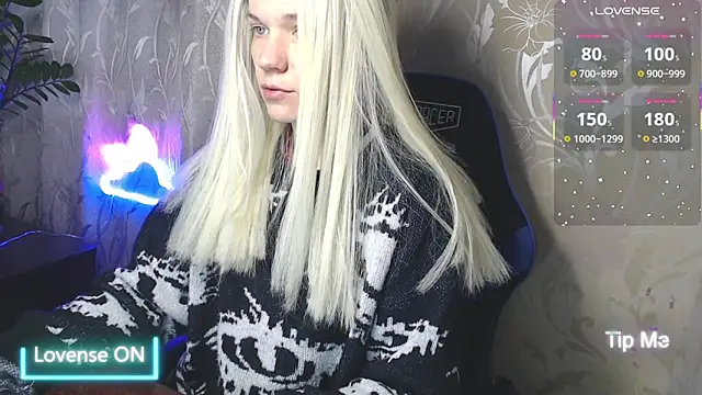 Shiny Victoria online show from 22, 4, 2026