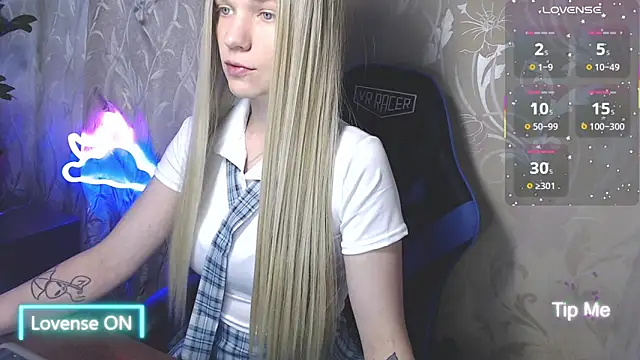Shiny Victoria online show from 6, 6, 2026