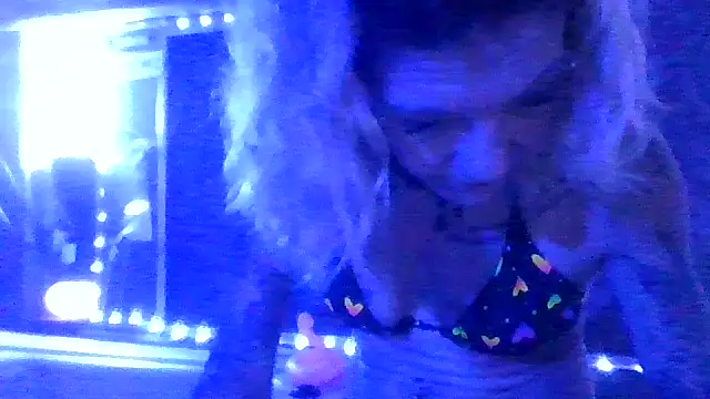 CrystalMaria8 online show from 21, 7, 2026