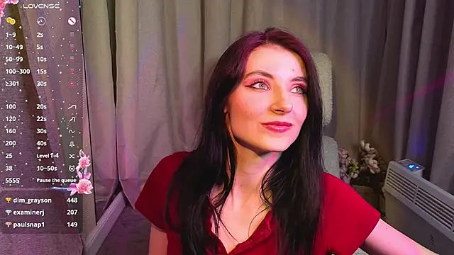 NicoleLuxe online show from 20, 4, 2026