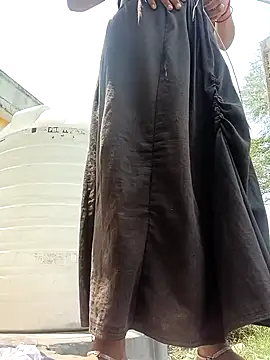 Royal hotti0011 online show from 25, 4, 2026