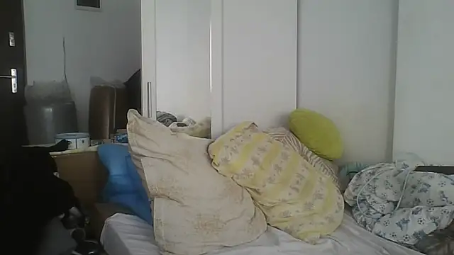 Snapshot of vitalik66679 chatting on 5, 6, 2026 vitalik66679 online show from 5, 6, 2026