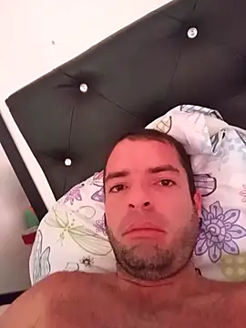 Snapshot of Richard241823 chatting on 11, 2, 2026 Richard241823 online show from 11, 2, 2026