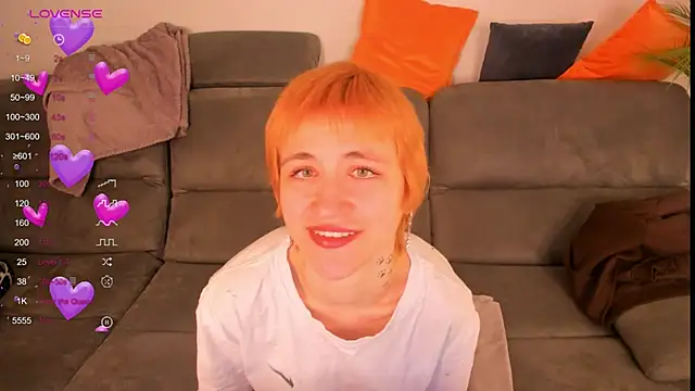 Snapshot of AutumnWhisper chatting on 4, 3, 2026 AutumnWhisper online show from 4, 3, 2026