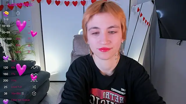 Snapshot of AutumnWhisper chatting on 7, 3, 2026 AutumnWhisper online show from 7, 3, 2026