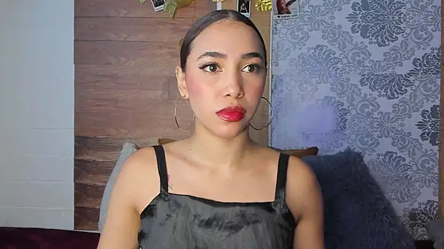 LiaHansson00 online show from 24, 4, 2026