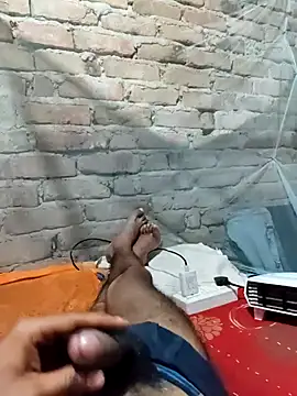 akku6147 online show from 6, 3, 2026