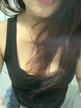 Luna Babyyy online show from 12, 6, 2026