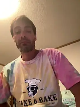 Snapshot of tommattsonn chatting on 5, 8, 2026 tommattsonn online show from 5, 8, 2026