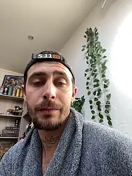 Piratee666 online show from 3, 3, 2026