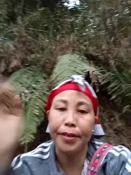 lena-cute online show from 4, 2, 2026