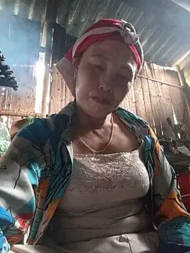 lena-cute online show from 18, 3, 2026