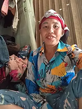 lena-cute online show from 23, 4, 2026