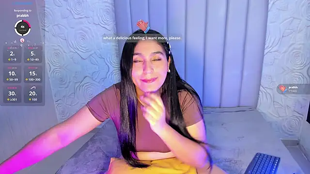 Lya dubois  online show from 25, 4, 2026