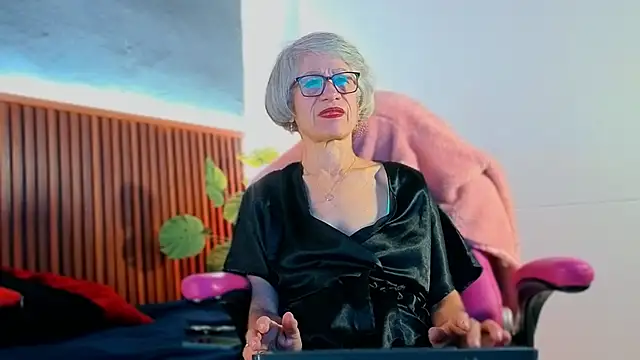 miss monserrate01 online show from 4, 2, 2026