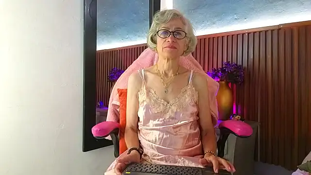 miss monserrate01 online show from 26, 2, 2026