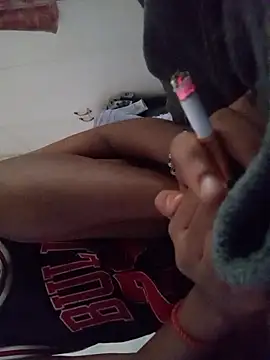 loveofpetitegirls34 online show from 26, 4, 2026