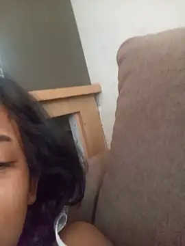 loveofpetitegirls34 online show from 21, 7, 2026