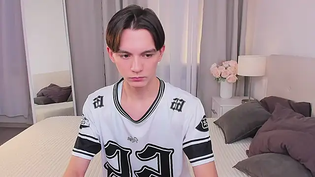 Ian Harrickton online show from 2, 3, 2026