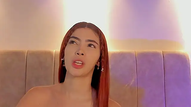  Laura saenz1 online show from 24, 4, 2026
