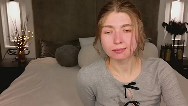 Bubble Chloe online show from 22, 4, 2026