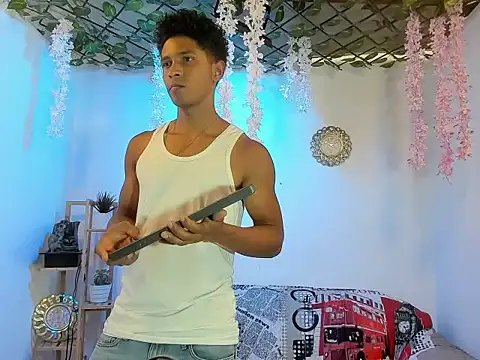 Yoel hot2004 online show from 10, 2, 2026