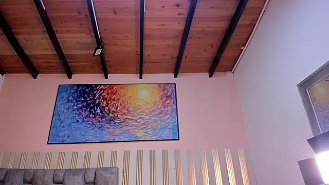 nina glow online show from 25, 4, 2026