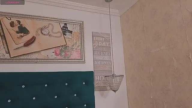 meganrousx online show from 26, 4, 2026