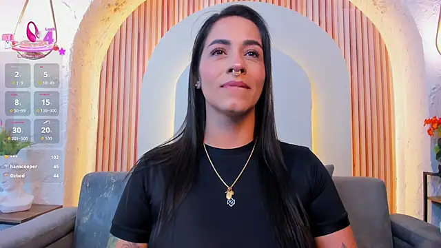 violet scott  online show from 25, 4, 2026