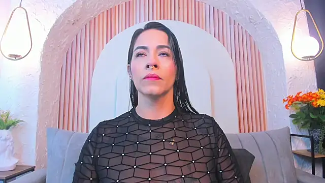 Snapshot of violet_scott_ chatting on 5, 6, 2026 violet scott online show from 5, 6, 2026