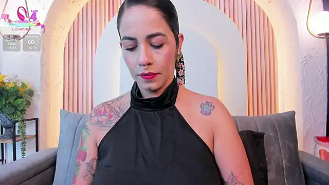 Snapshot of violet_scott_ chatting on 23, 7, 2026 violet scott online show from 23, 7, 2026