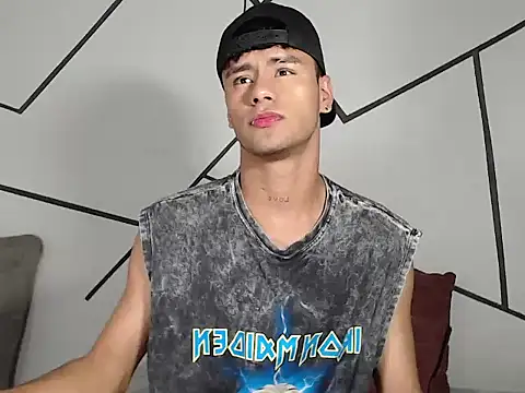 Snapshot of cooper_shiro chatting on 5, 7, 2026 cooper shiro online show from 5, 7, 2026