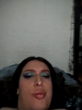 Deimoonblack26 online show from 9, 2, 2026