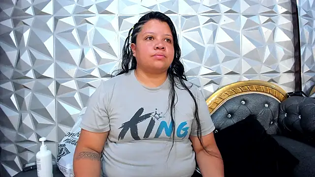 Carolina-Lenon online show from 10, 3, 2026