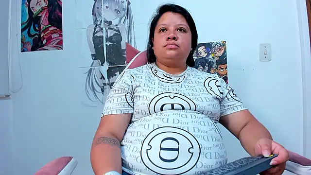 Carolina-Lenon online show from 12, 3, 2026