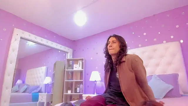 Goldentemptation  online show from 25, 2, 2026