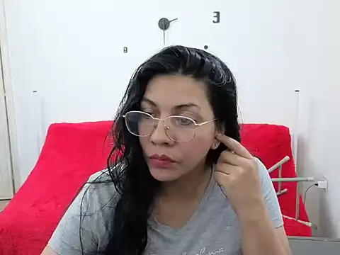 johana collins online show from 6, 3, 2026