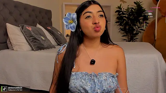 missvancouver online show from 21, 2, 2026