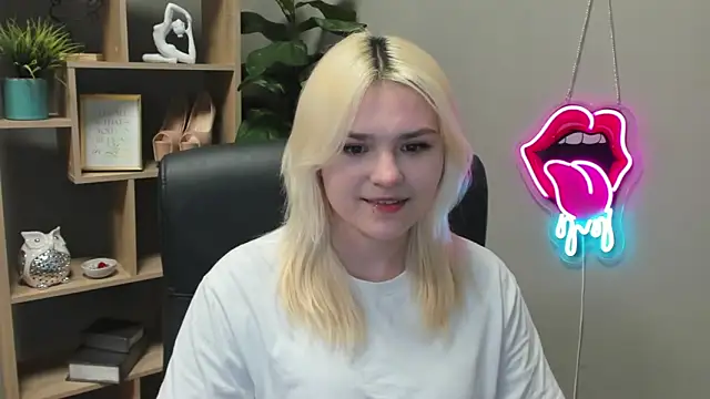 SweetLilyxo online show from 10, 3, 2026