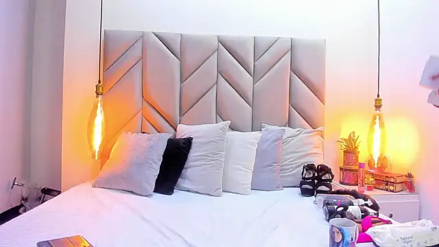 IsabellaFoox online show from 21, 4, 2026